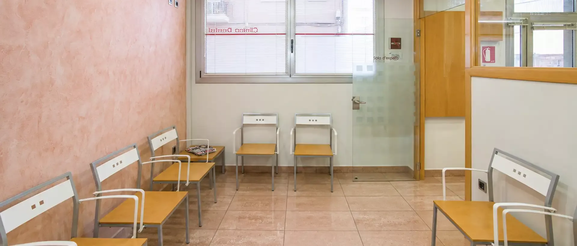 On hi ha centre dental i podològic a Olesa